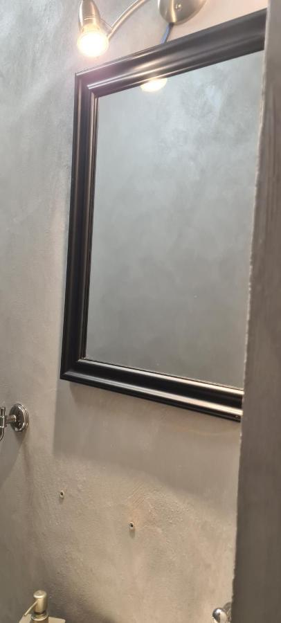 Case di Paola via Crisanzio Bari Esterno foto
